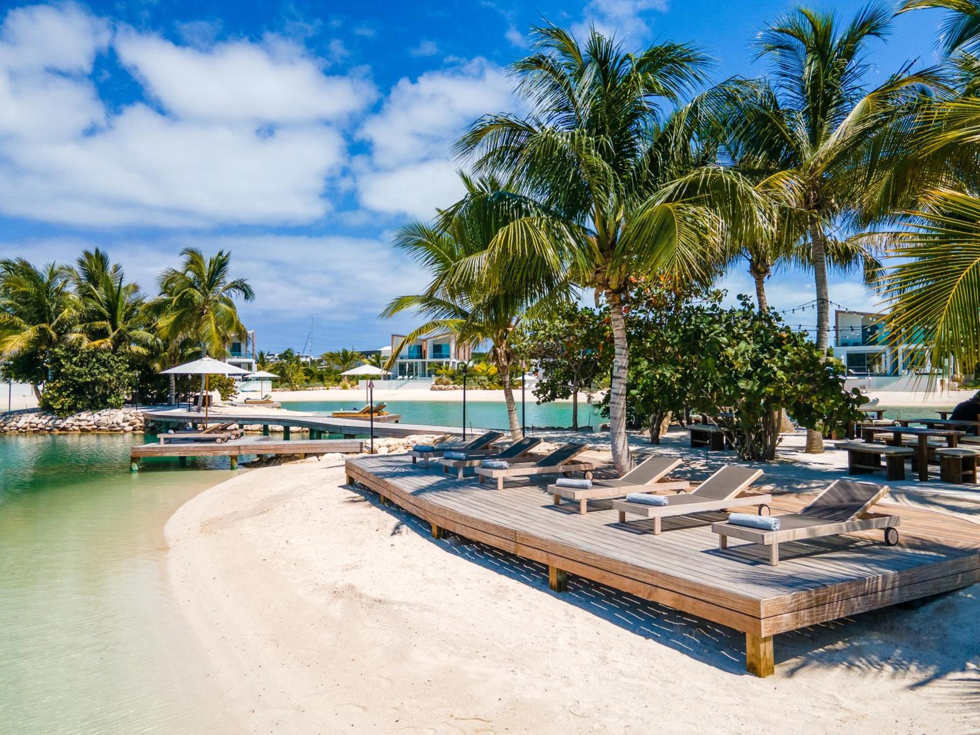 Отель South Bank Long Bay Экстерьер фото